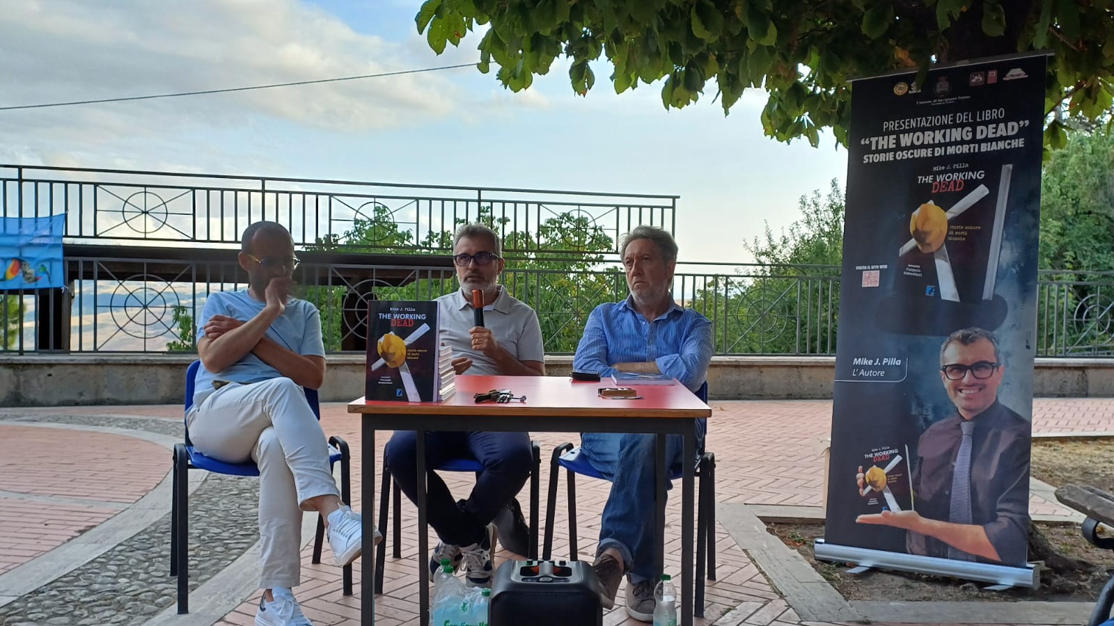 FOTO E VIDEO | Presentazione di ‘The working dead’ a Montaguto